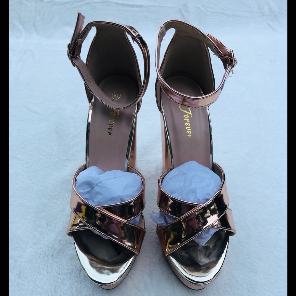 Rose Gold Crisscross Madden Pumps